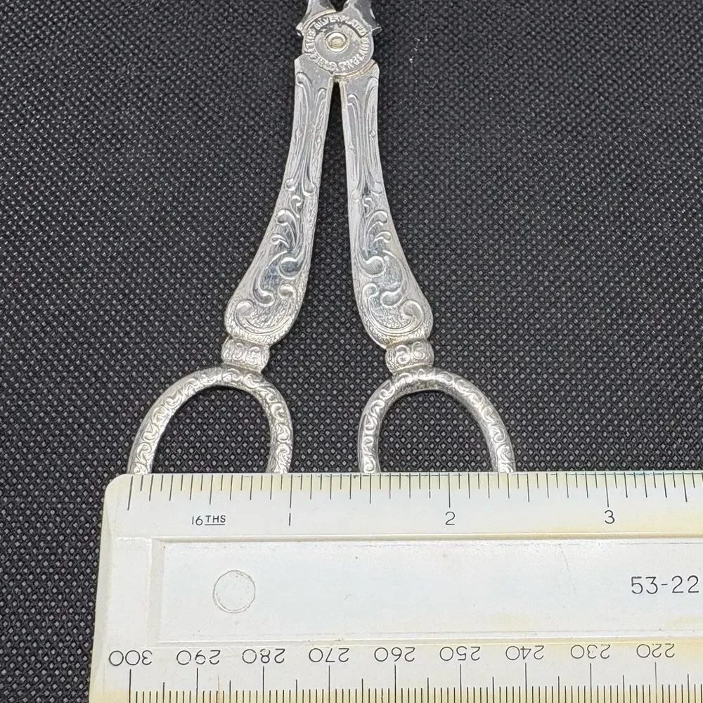 Vintage Silver Plated Serving Tongs Sheffield made